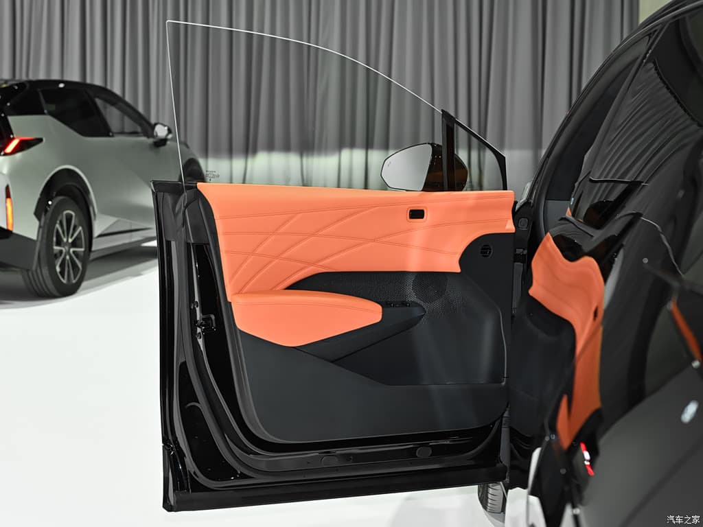 2026 Zeekr X — Zeekr X rear passenger seating, for export